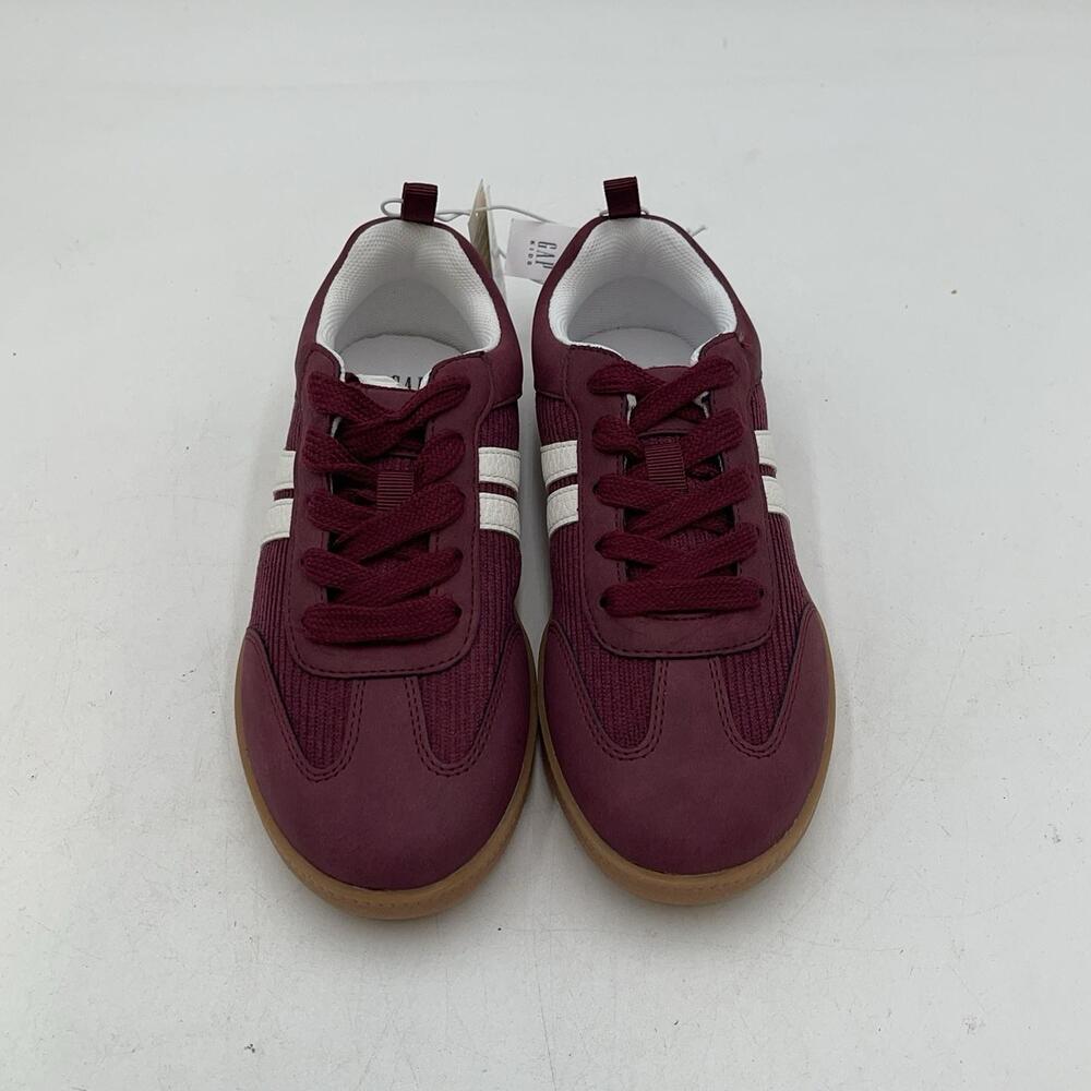 Old Navy Red Comfort Athletic Shoes Kid Size 1 Lace Up Low Top Sneakers